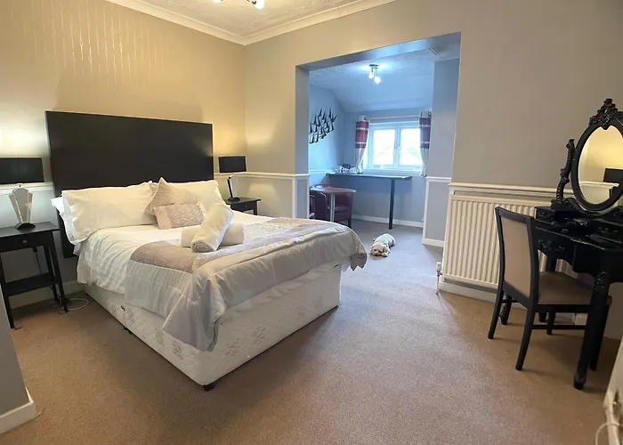 The Lawns Hotel